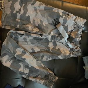 Ultra high rise camouflage